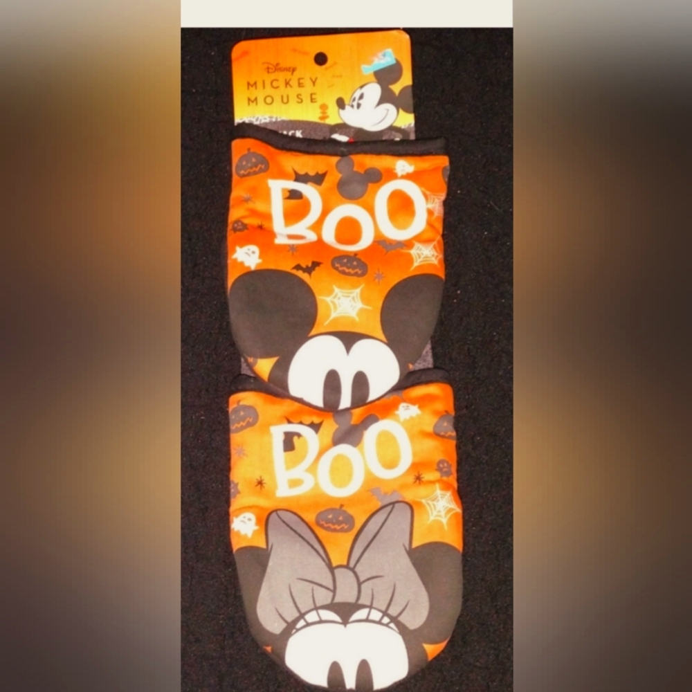 2 PC Disney Mickey Mini Mittens Halloween New